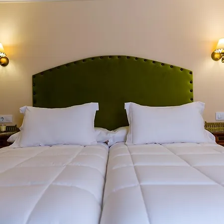 Hospedium Hotel El Nido De Alcudia Suites Almodovar del Campo Buitenkant foto